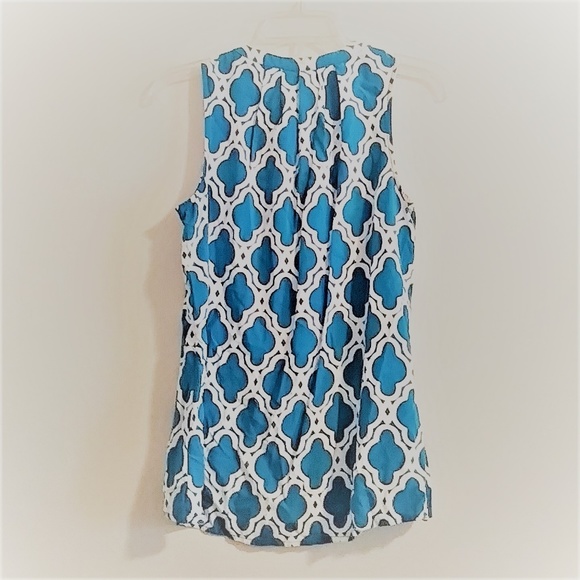 Crown & Ivy blouse shirt - Picture 2 of 3